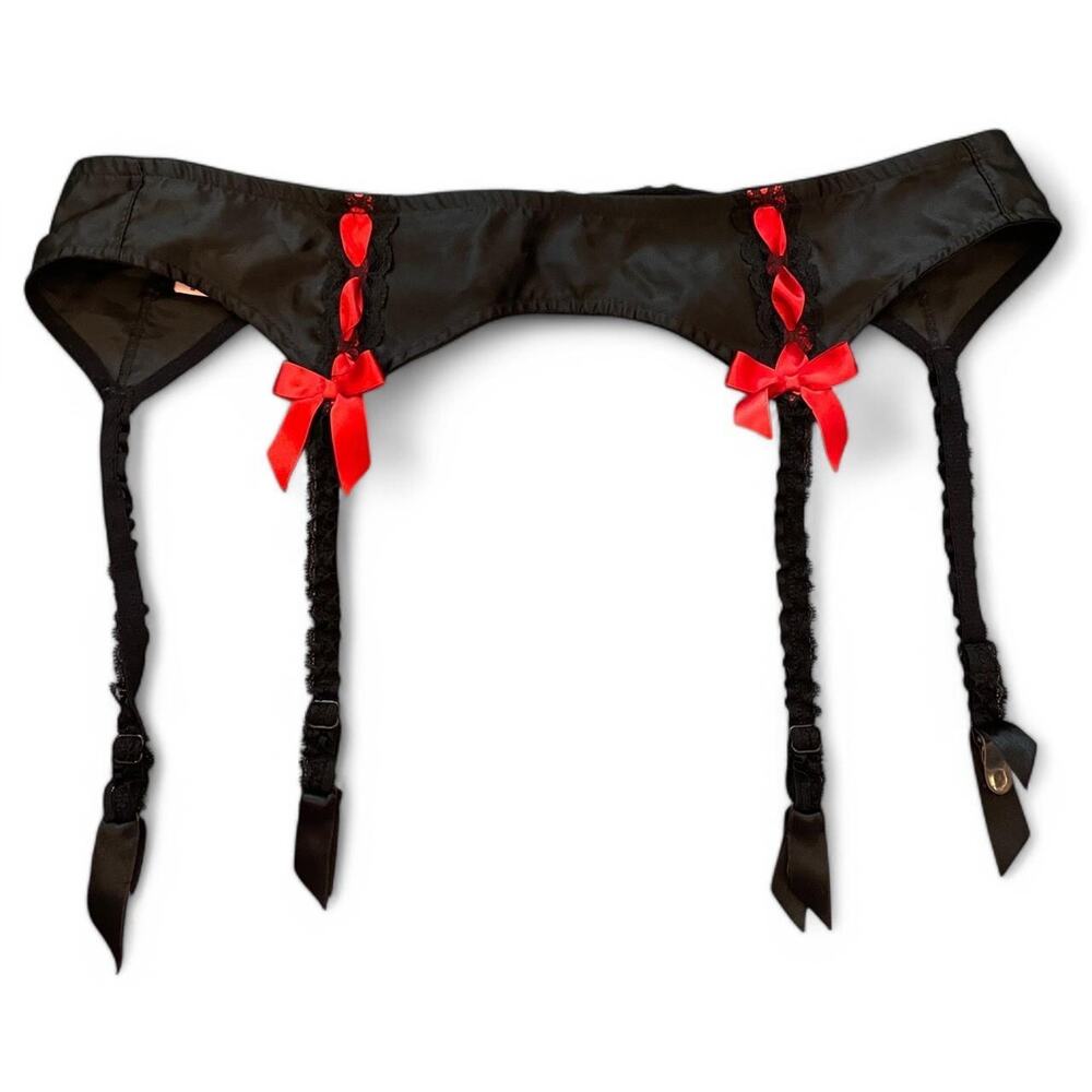 Agent Provocateur Brand New Black And Red Garter Belt